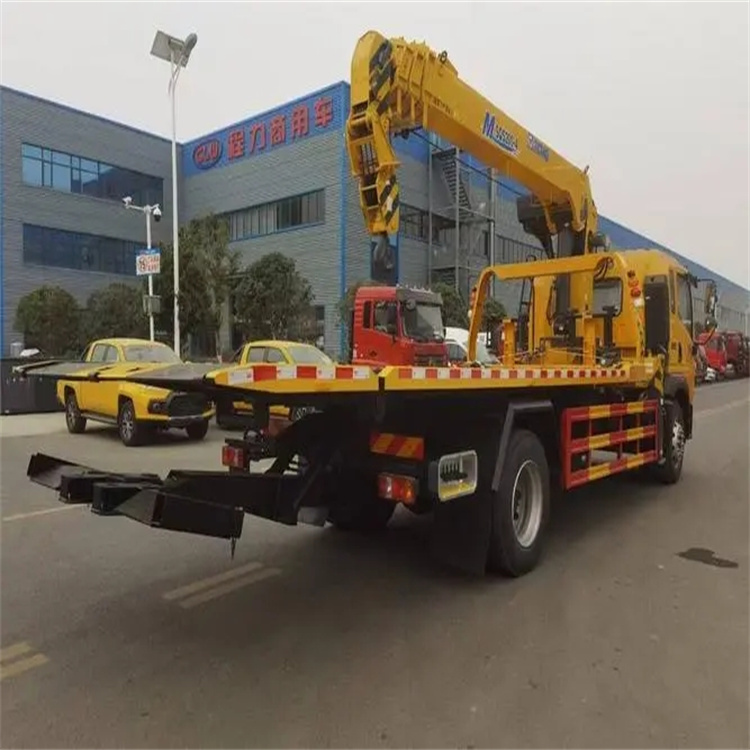 凤台县附近小随车吊出租电话，轻松解决搬运烦恼